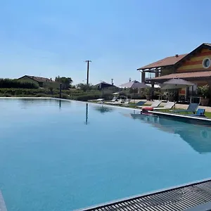 Almavite Wine With Pool Bauernhof Desenzano del Garda